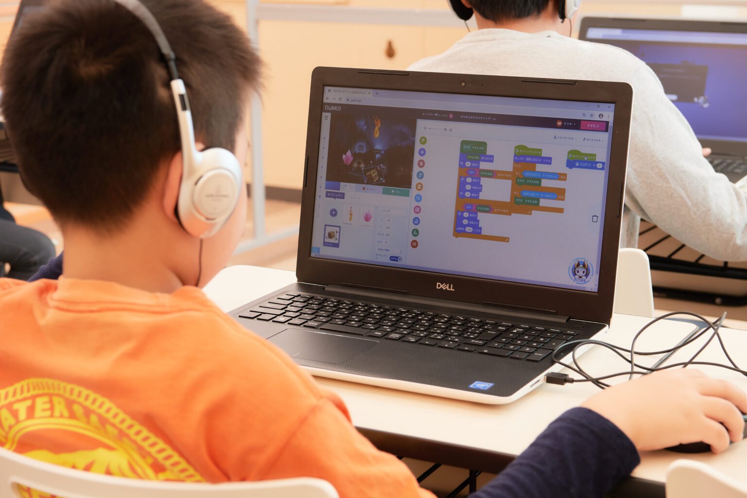 QUREO Coding - STEMhub Asia